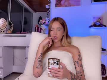 Cam for mileywhitexo