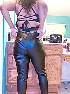 Cam for juicyjuicee69