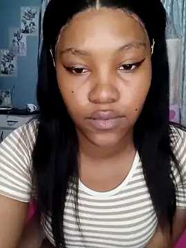 Stripchat sex cam charmainexxx
