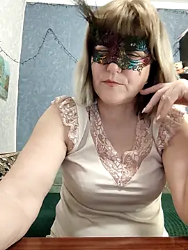Stripchat sex cam AliceGold523