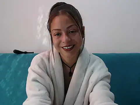 Stripchat sex cam pollypetrovaxxx