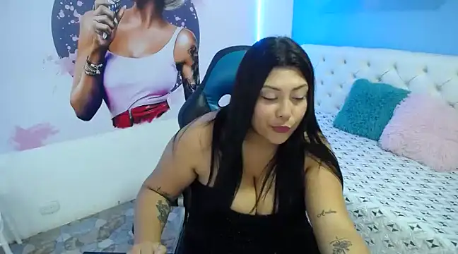 Stripchat sex cam cintia_horny19
