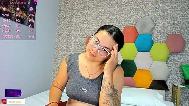 Stripchat sex cam eva_rosse69