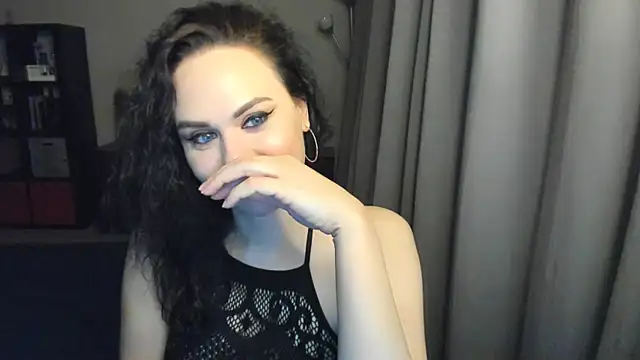 Stripchat sex cam MollyCheiz