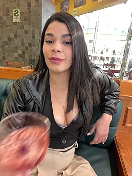 Stripchat sex cam Leah_Honey26