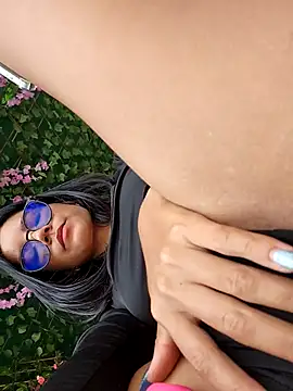 Stripchat sex cam Pretty_Roxxy