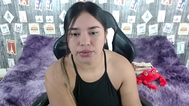 Stripchat sex cam SaraCrow