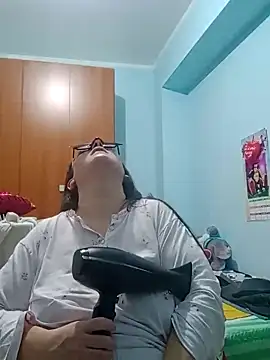 Stripchat sex cam Dolcecurvy