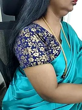 Stripchat sex cam South_Desi_Aunty