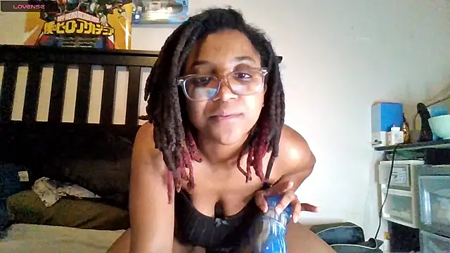 Stripchat sex cam KaylaniJade