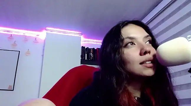 Stripchat sex cam persephone_squirtz