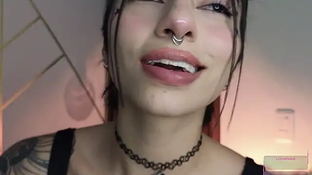 Stripchat sex cam Hollyxx