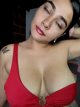 Stripchat sex cam alison_villalobo