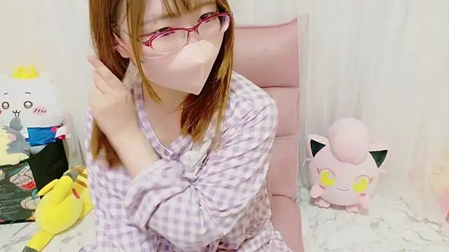 Stripchat sex cam RUNARUNA-chan